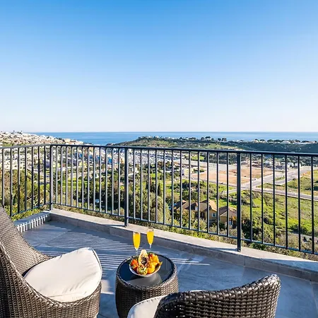 Вилла Holiday Home In Albufeira With Sea Views