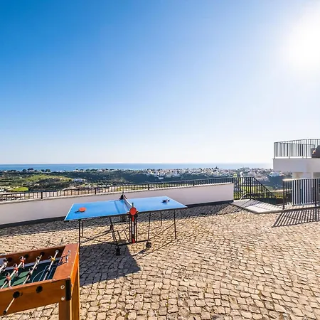 Вилла Holiday Home In Albufeira With Sea Views