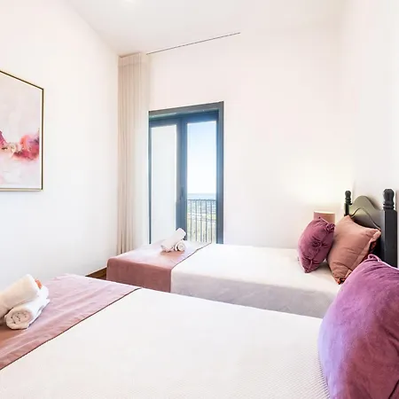 Holiday Home In Albufeira With Sea Views * Албуфейра