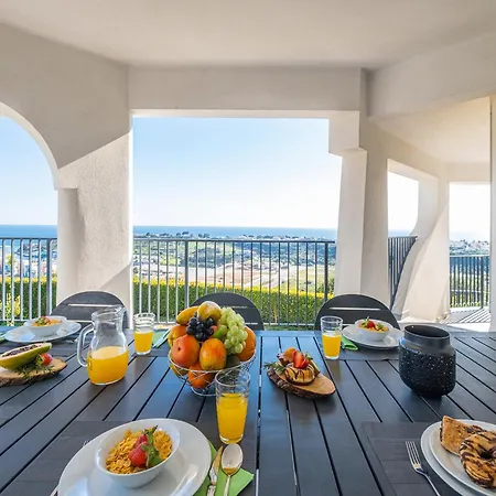 Holiday Home In Albufeira With Sea Views Вилла