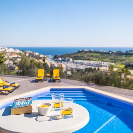 Вилла Holiday Home In Albufeira With Sea Views *